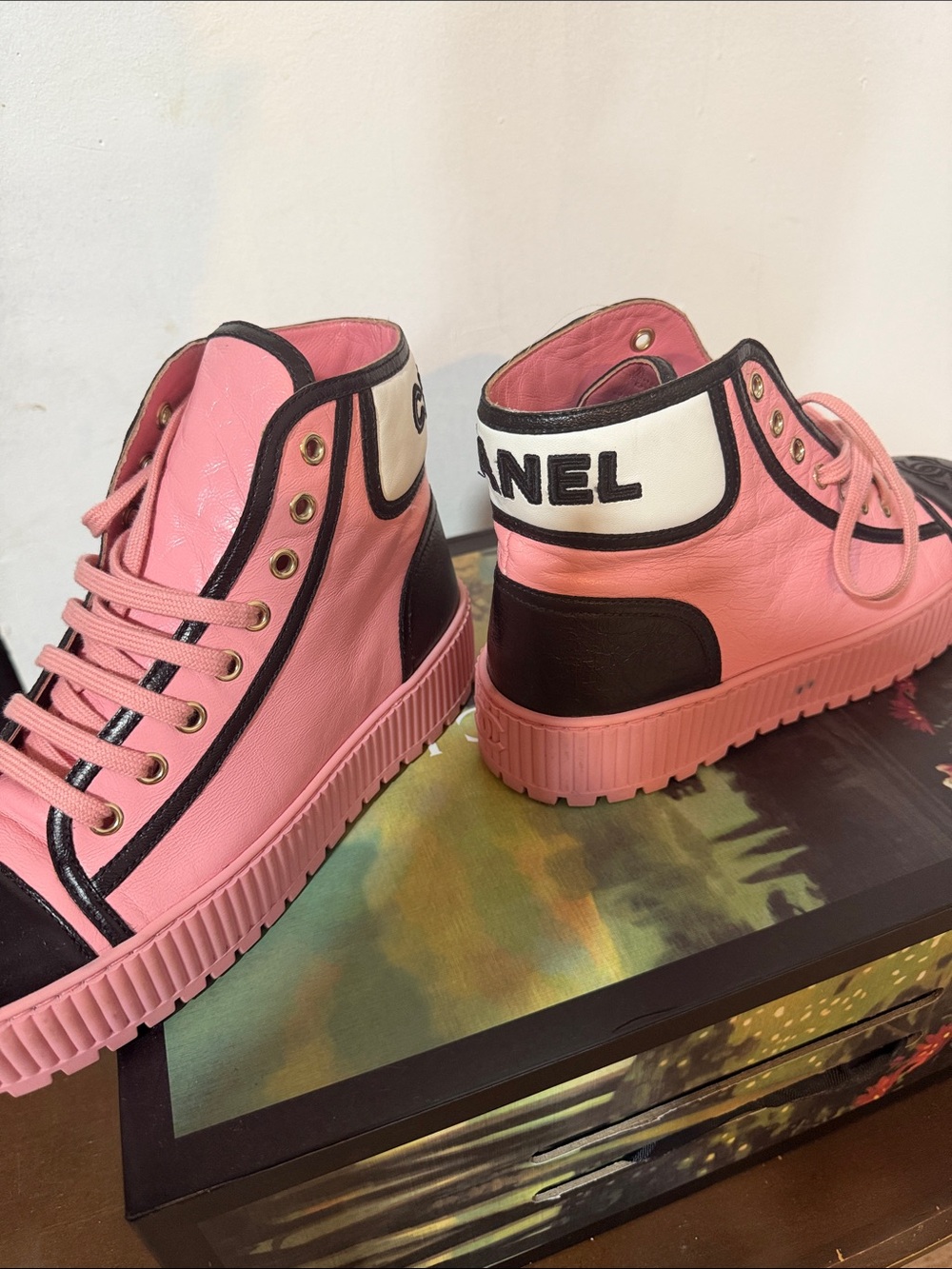 CHANEL Pink and Black High-Top Sneakers - Picture 5 of 7